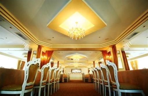 фото отеля Hotel Impero Oradea