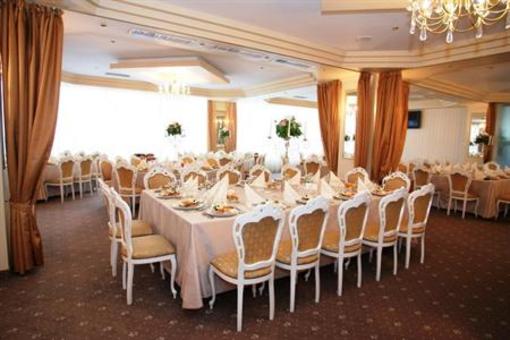 фото отеля Hotel Impero Oradea