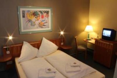 фото отеля Hotel Alt Montjoie