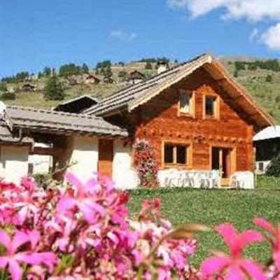 фото отеля Les Chalets du Queyras