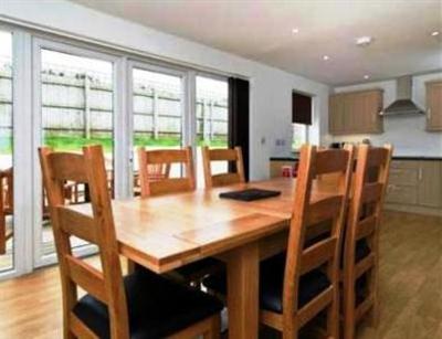 фото отеля Glendorgal Self Catering Holiday Houses