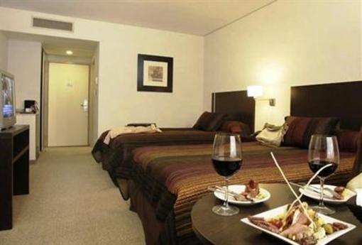фото отеля Hotel Land Plaza Bahia Blanca