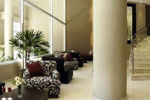 фото отеля Hotel Land Plaza Bahia Blanca