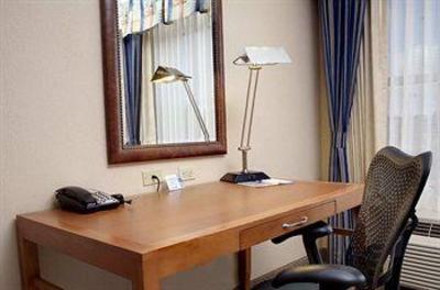 фото отеля Hilton Garden Inn Madison