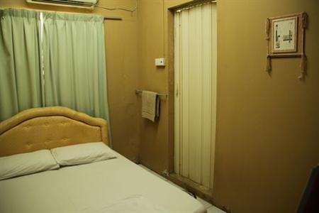 фото отеля Sea View Sandakan Budget & Backpackers Hotel
