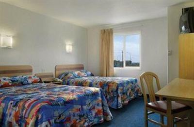 фото отеля Motel 6 Red Deer