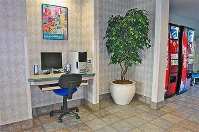 фото отеля Motel 6 Red Deer