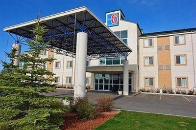 фото отеля Motel 6 Red Deer