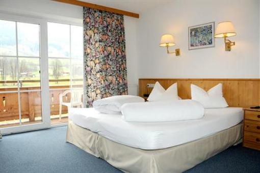 фото отеля Ferienhotel Alpenhof Aurach bei Kitzbuhel