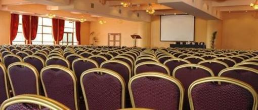 фото отеля Riverside Park Hotel Macroom