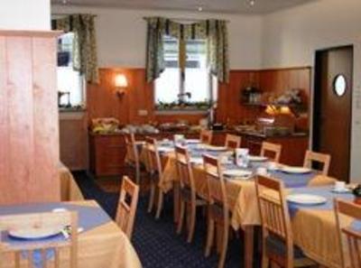 фото отеля Hotel Kollerhof Garni Aschheim