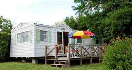 фото отеля Camping Le Mas Bungalows Les Eyzies-de-Tayac-Sireuil