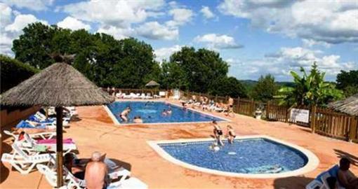 фото отеля Camping Le Mas Bungalows Les Eyzies-de-Tayac-Sireuil