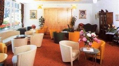 фото отеля Sandi Hotel
