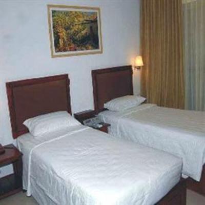фото отеля Hotel Sapphire Bangalore
