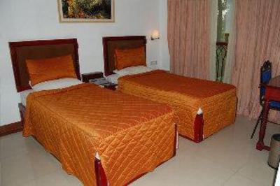 фото отеля Hotel Sapphire Bangalore