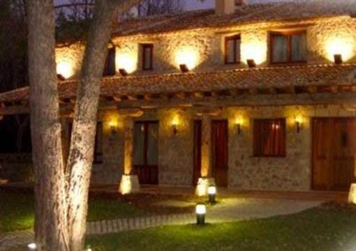 фото отеля Posada Fuenteplateada Collado Hermoso