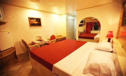 фото отеля Clarkton Hotel