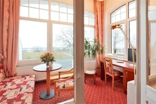 фото отеля Hotel Germania Bansin