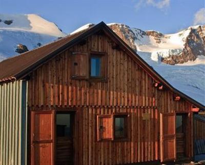 фото отеля Rifugio Quintino Sella al Felik Gressoney-La-Trinite