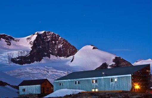 фото отеля Rifugio Quintino Sella al Felik Gressoney-La-Trinite