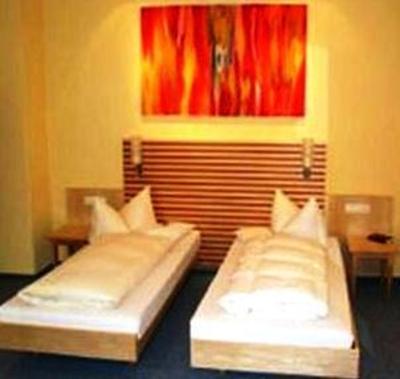 фото отеля Erholung Hotel Ingelheim am Rhein