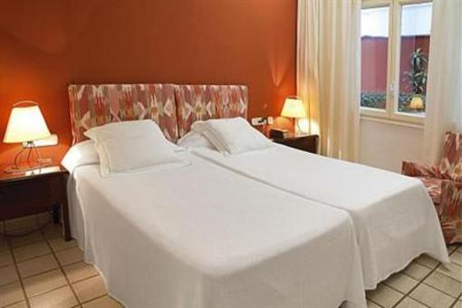 фото отеля Hotel Llevant Palafrugell