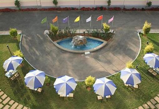 фото отеля Samrudhii Suites Bangalore