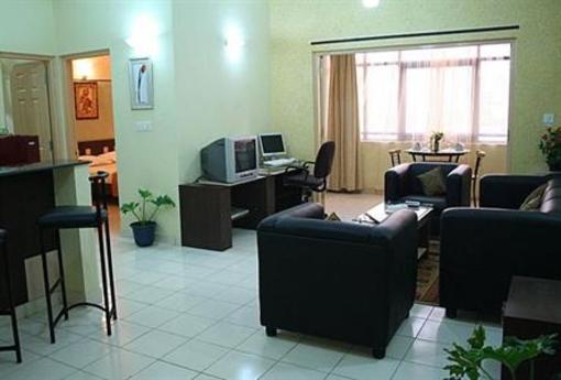 фото отеля Samrudhii Suites Bangalore