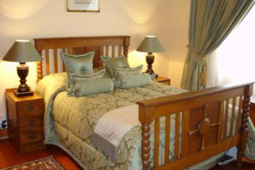 фото отеля Arcadian Guest House Pretoria
