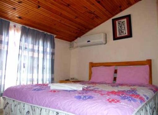 фото отеля Eflatun Guesthouse Bozcaada