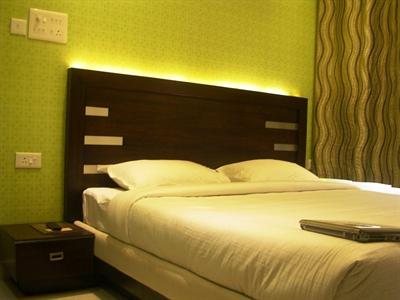 фото отеля Central Residency Hotel