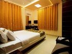 фото отеля Central Residency Hotel