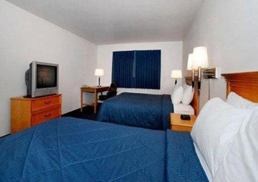 фото отеля Comfort Inn & Suites German Church Road