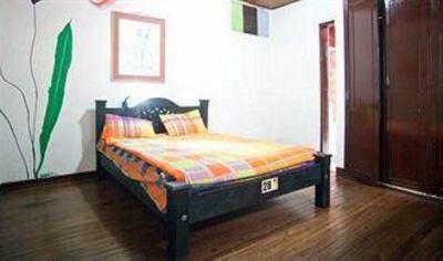 фото отеля Martinik Hostal