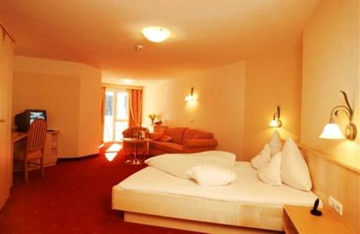 фото отеля Familienhotel St. Laurentius