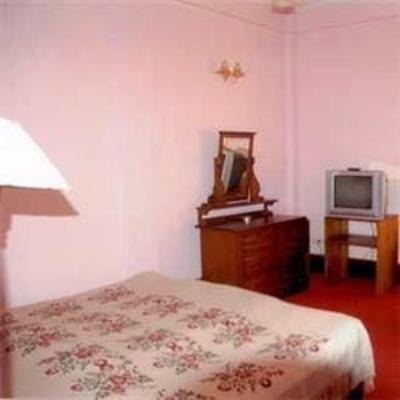 фото отеля Pineridge Hotel