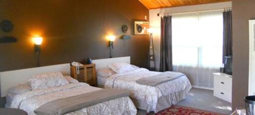 фото отеля Vinehurst Inn & Suites