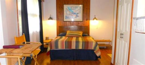 фото отеля Vinehurst Inn & Suites