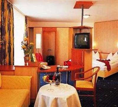 фото отеля Hotel Zum Amtsstüble Mosbach