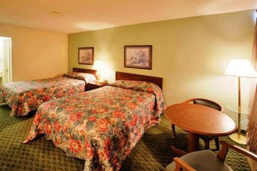 фото отеля Americas Best Value Inn Lumberton