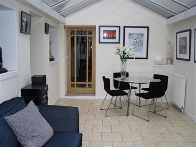 фото отеля Abbey Cottage Bed and Breakfast Prestwick