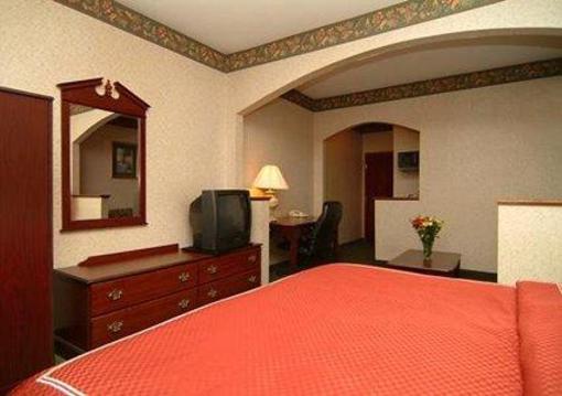 фото отеля Quality Suites