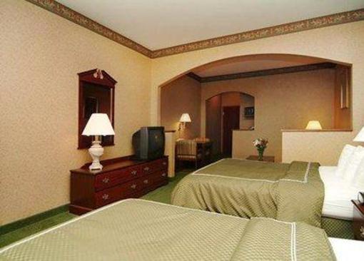 фото отеля Quality Suites