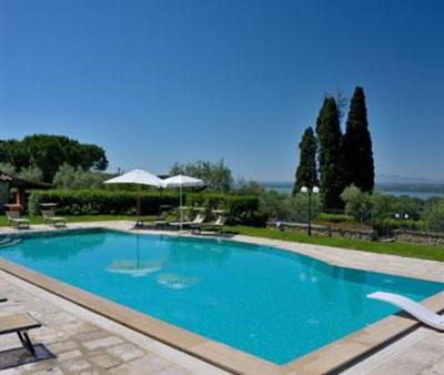 фото отеля Villa Giulia Tuoro sul Trasimeno