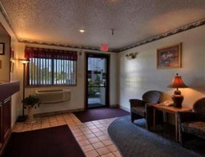 фото отеля Super 8 South Boston