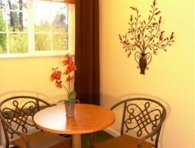 фото отеля Alpenrose Inn