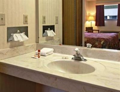 фото отеля Super 8 Cincinnati