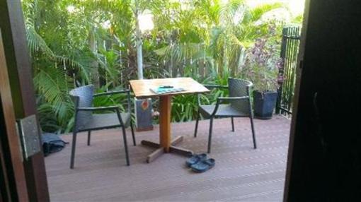 фото отеля Barefoot Bungalows