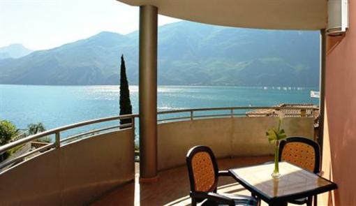фото отеля Surf Hotel Pier Riva Del Garda